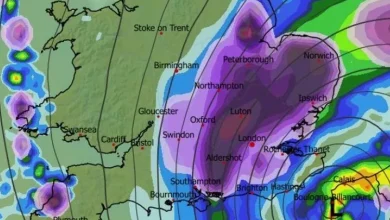 Dramatic weather map shows huge wall of snow heading to London