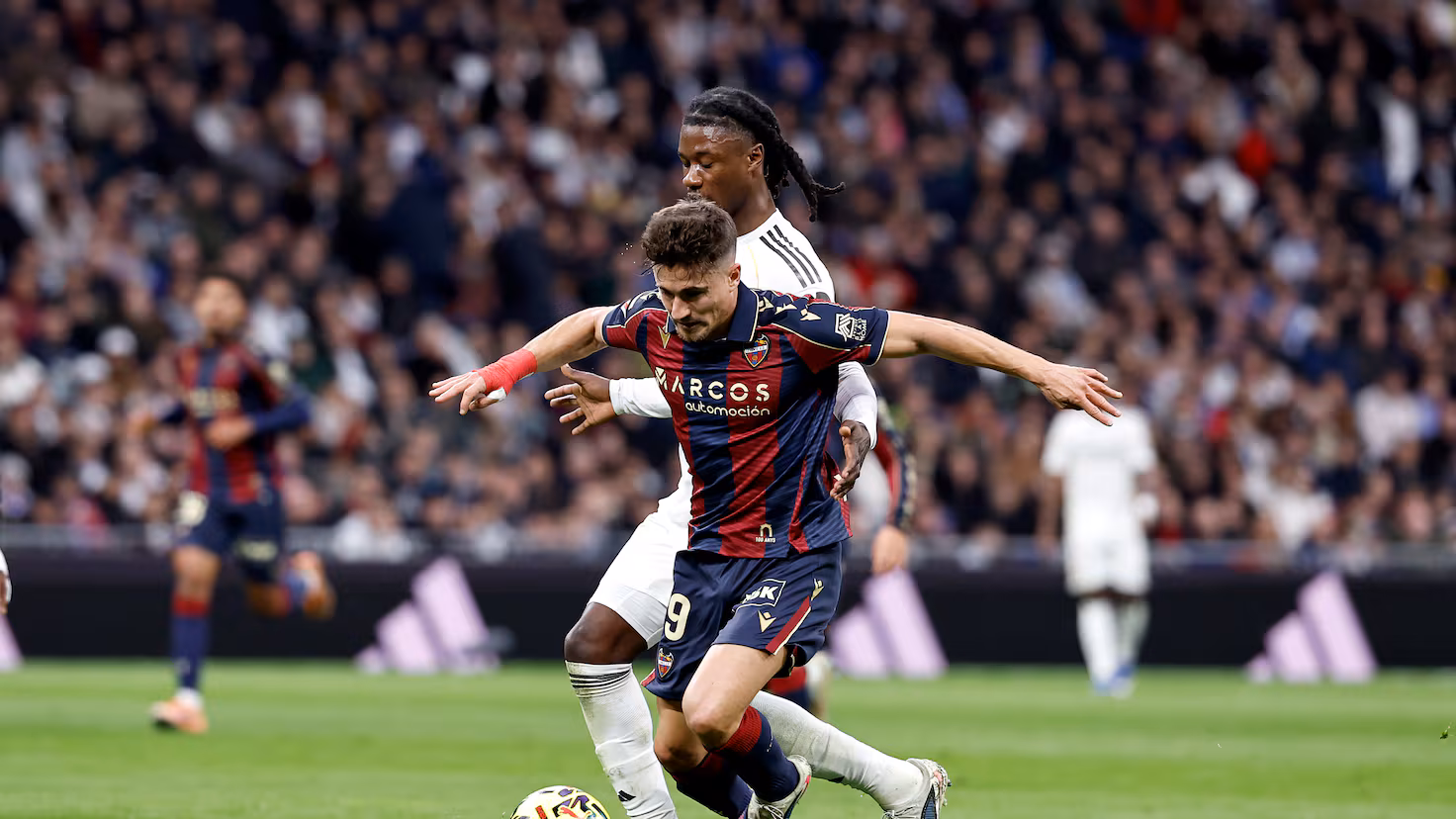 Real Madrid - Levante hoy, en directo: debut de Arbeloa en el Bernabéu, LaLiga EA Sports en vivo