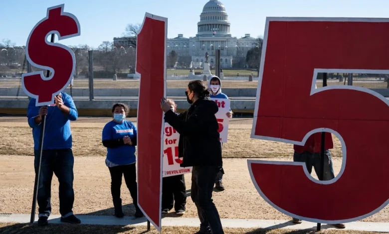 19 States Just Raised the Minimum Wage. Find Your State's Current Rate.