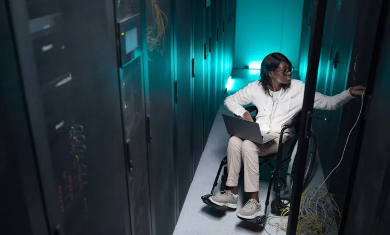 2 AI Stocks to Buy in 2026, and 1 to Avoid