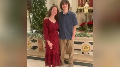 2 college students found dead in car in Ohio