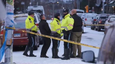 2 pedestrians struck, 1 fatally, in Corona, Queens hit-and-run crash