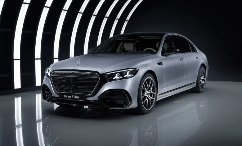 2027 Mercedes-Benz S-Class Is a Rolling Supercomputer With Heated Seatbelts