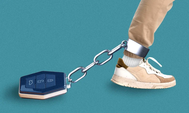 41% of car trade-ins roll over debt into new 7-year loans. That’s a problem.