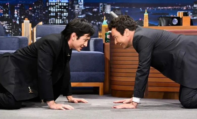 5 horny moments of Heated Rivalry's Hudson Williams on The Tonight Show