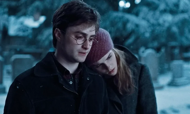 7 Reasons Why Emma Watson-Daniel Radcliffe Love Story in Harry Potter Doesn’t Make Sense