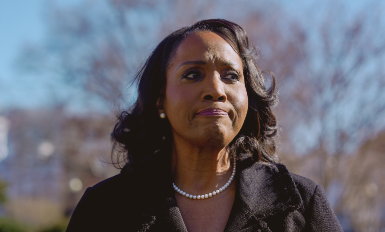 A rare filing in the Lisa Cook–Trump case could sway Supreme Court justices