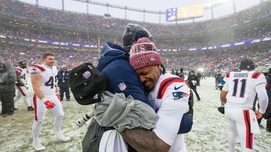 A way too-early look at the Super Bowl matchup between the Patriots and Seahawks