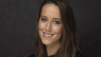 AI experts; ex-hedge fund traders