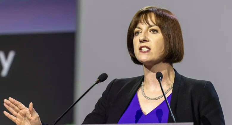 AI used in schools should ‘detect signs of learner distress’