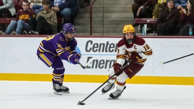 Abbey Murphy's Ridiculous Assist Has The Hockey World In Awe