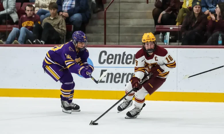 Abbey Murphy's Ridiculous Assist Has The Hockey World In Awe