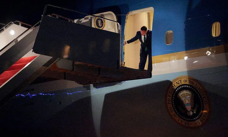 Air Force One carrying Trump to Davos turns around after "minor electrical issue," Leavitt says