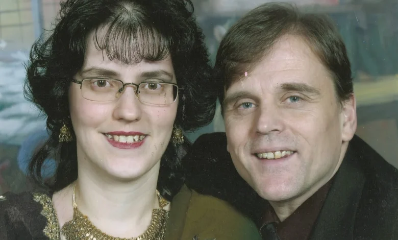 Alberta couple fighting the CRA after being asked to repay $33K in COVID benefits