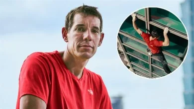 Alex Honnold Reveals “Embarrassing” Paycheck for Netflix’s Taipei 101 Free Solo Climb - E! News