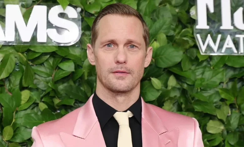 Alexander Skarsgård rocks a sexy singlet in steamy new pics that have gays going feral