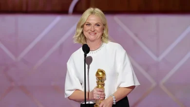 Amy Poehler Wins Golden Globe for Best Podcast