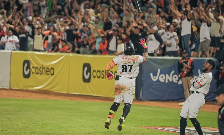 Andrés Chaparro le dio a las Águilas un importante triunfo ante Caribes