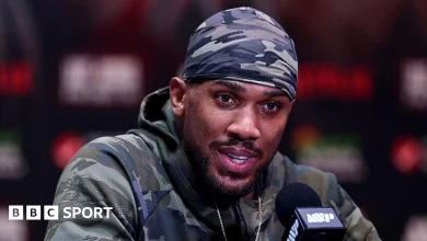 Anthony Joshua: Boxer flies back to UK after fatal crash in Nigeria