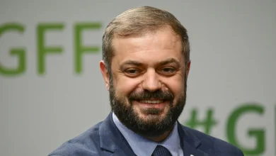 Armenia, Azerbaijan agree on LNG and bitumen transit | Daily Sabah