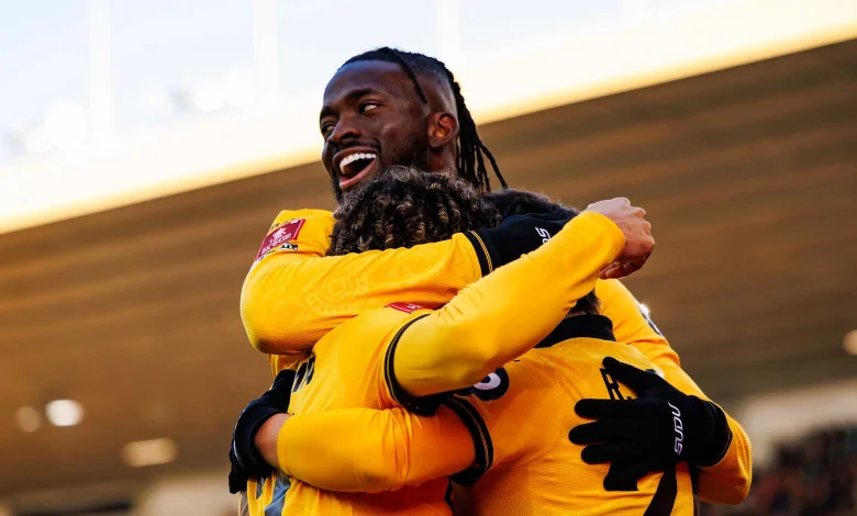 Arokodare | 'We’re playing to put a smile on the faces of the fans' | Men's First-Team | News