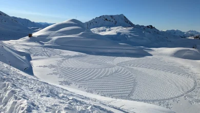 Artist draws vast, intricate designs on snow, then watches them vanish