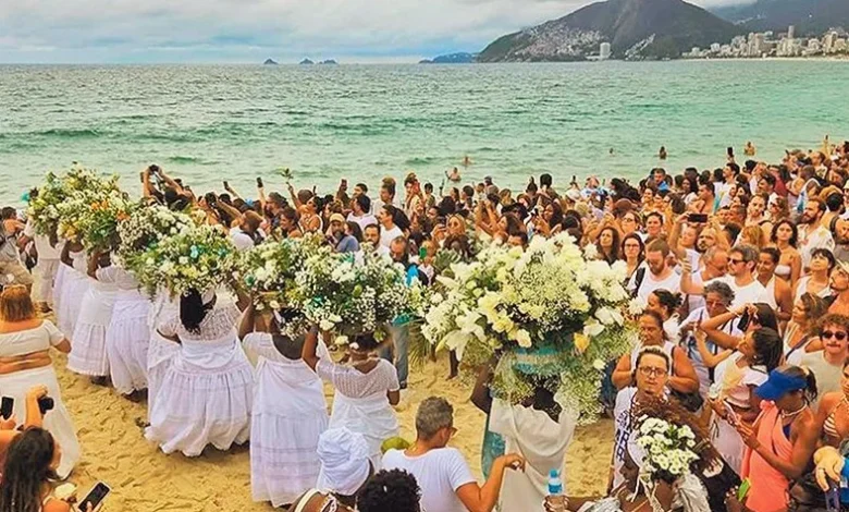 As oferendas dedicadas a Iemanjá agora não poluem a 'casa' da Rainha do Mar