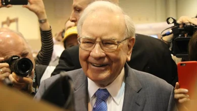 As the US stock market drops, here’s Warren Buffett’s advice