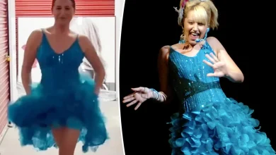 Ashley Tisdale wears 'High School Musical' costumes on movie's 20-year anniversary