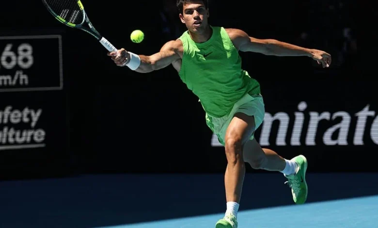 Australian Open 2026 live updates: Alcaraz facing Zverev in men's semifinals with Sinner v. Djokovic later