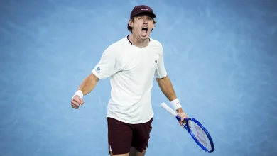 Australian Open day six LIVE: 'Unnecessary' scenes as star booed off court after win, twerks in front of fans; Tournament makes big change ahead of scorching day