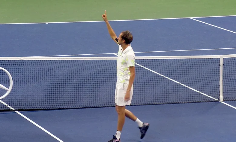 Australian Open picks: Bublik vs. Fucsovics, Medvedev vs. Halys