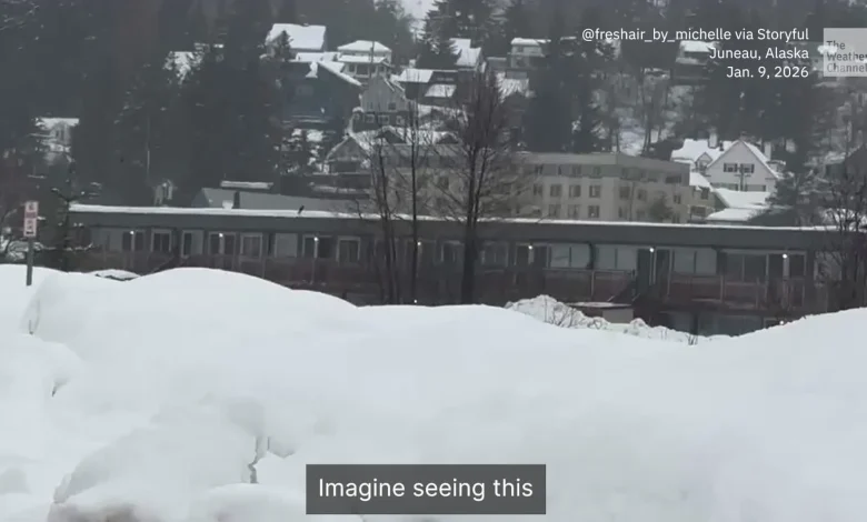 Avalanche Tumbles Above Juneau As Residents Evacuate