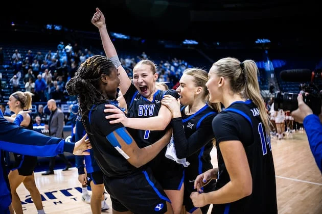 BYU women's basketball scores upset win over No. 19 Texas Tech – Deseret News