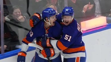 Barzal breaks the ice