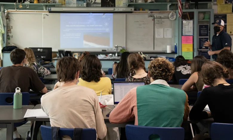 Basing K-12 funding on school enrollment could bring problems