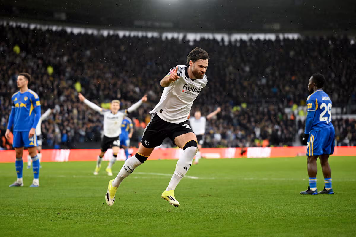 Ben Brereton en racha: marcó por segundo partido consecutivo y ante un equipo de Premier League