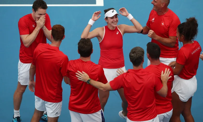 Bencic, Bergs split three-setters to send Belgium vs. Switzerland to doubles