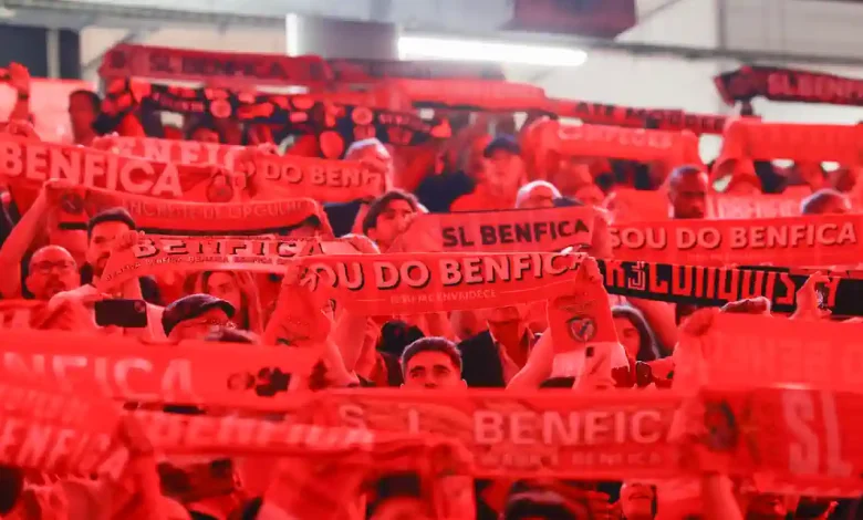 Benfica desperdiça vantagem e é 'corrido' da Europa