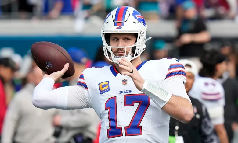 Bills' Josh Allen addresses viral photo of wife Hailee Steinfeld wearing Broncos gear