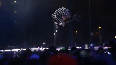 Blanka i Malik Montana robią show podczas sylwestra TVP. Raper wyniósł "Bejbę" ze sceny (ZDJĘCIA)