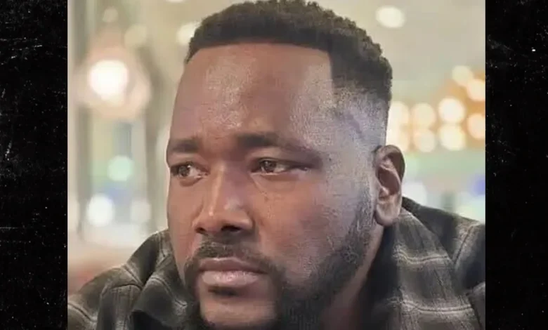 'Blind Side' Actor Quinton Aaron on Life Support, Partially Breathing, Gives 'Thumbs Up'