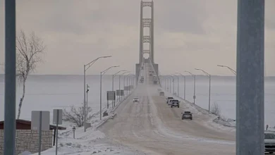 Blowing snow warning issued for the Mackinac Bridge