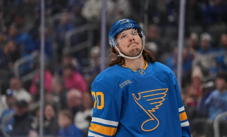 Blues' Oskar Sundqvist exits after being cut by skate vs. Oilers