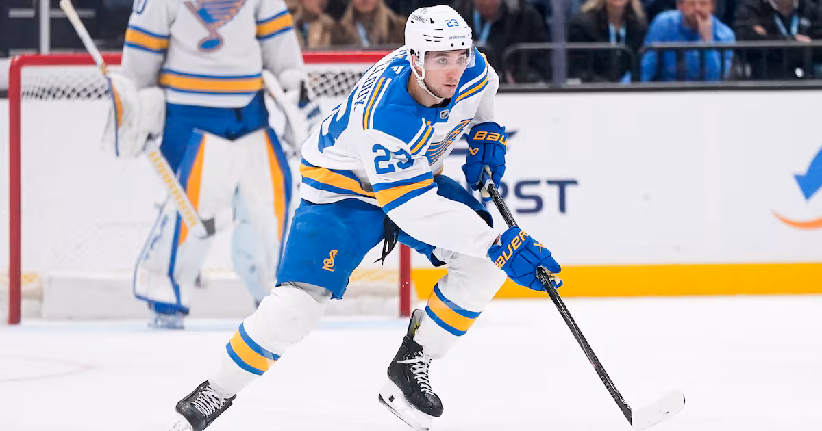 Blues sign D Mailloux to a one-year contract extension