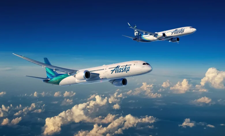 Boeing and Alaska Airlines Announce Largest Airplane Order in Airline's History