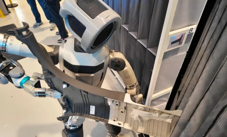 Boston Dynamics is training an AI-powered humanoid robot to do factory work