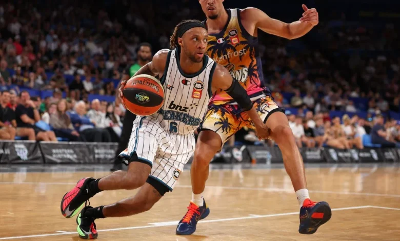 Breakers notch crucial win after Cairns coach ejected