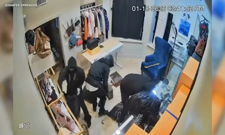 Burglars steal over $200,000 in luxury handbags from Newport Beach boutique