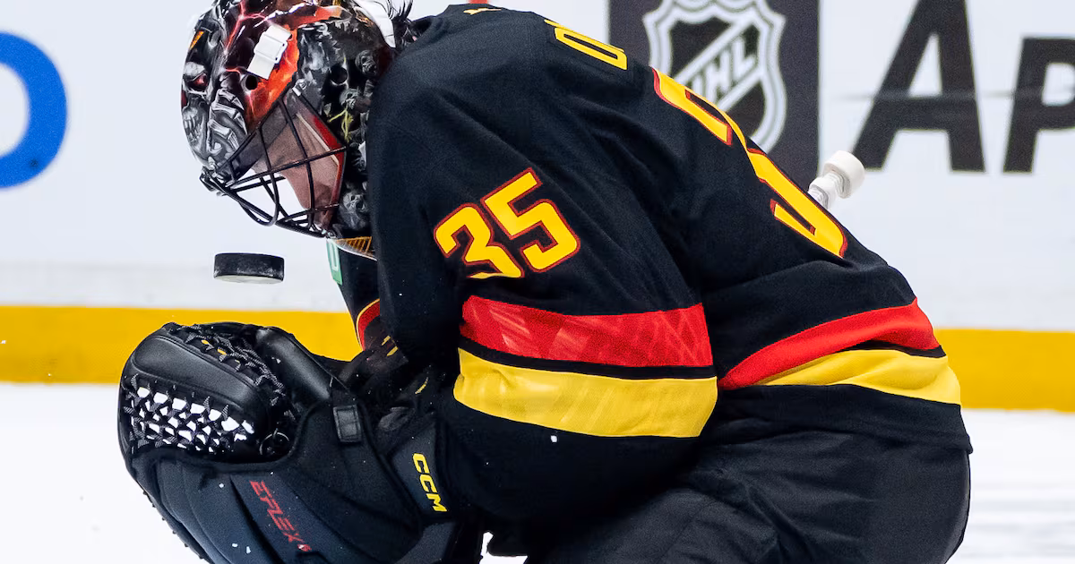 Canucks G Demko to have hip surgery, done for season